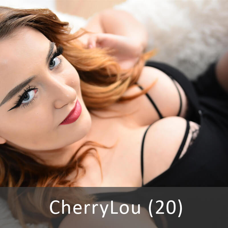 Cherrylou mit großer Oberweite